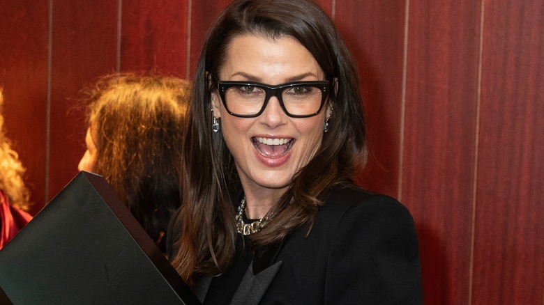 Bridget Moynahan smiling