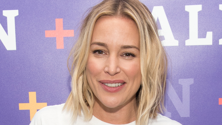 Piper Perabo smiling