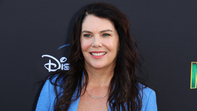 Lauren Graham smiling