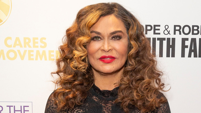 Tina Knowles posing