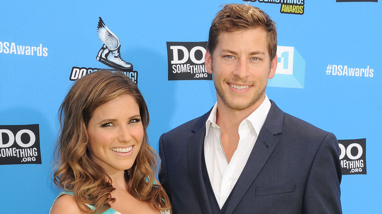 Sophia Bush, Dan Fredinburg smiling