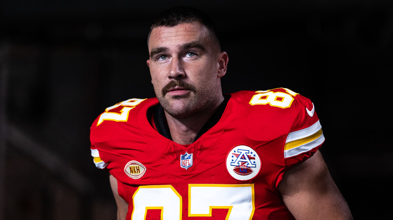 Travis Kelce looking up