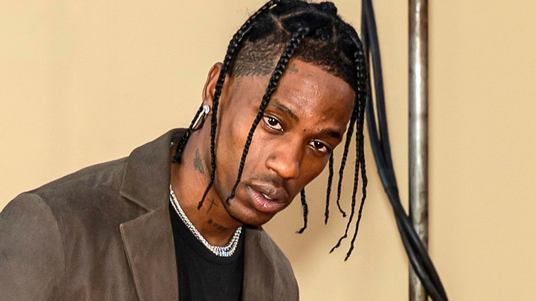 Travis Scott posing