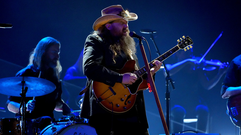 chris stapleton performing