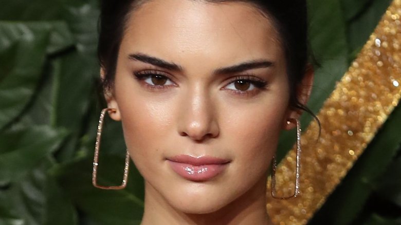 Twitter Reacts To Kendall Jenner Staring At LeBron James