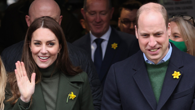 Prince William and Kate Middleton waving