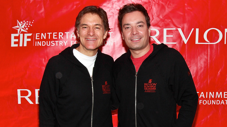 Dr. Oz and Jimmy Fallon posing together