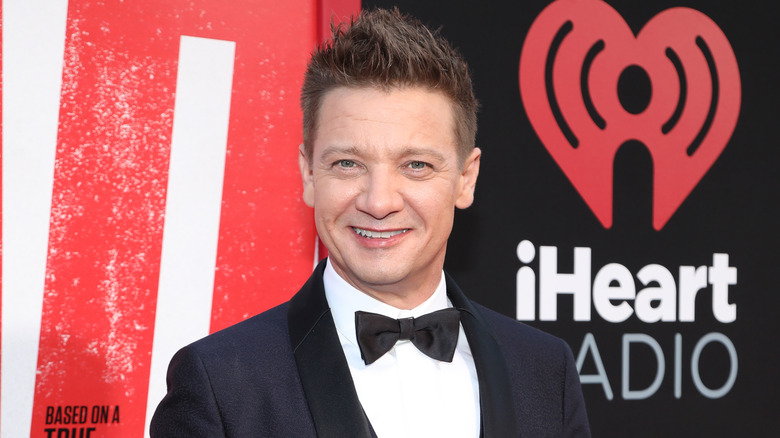 Jeremy Renner smiling