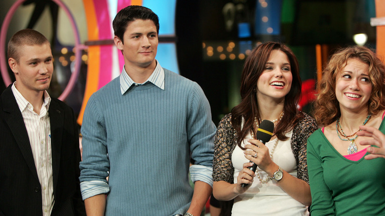 The cast of One Tree Hill at an event