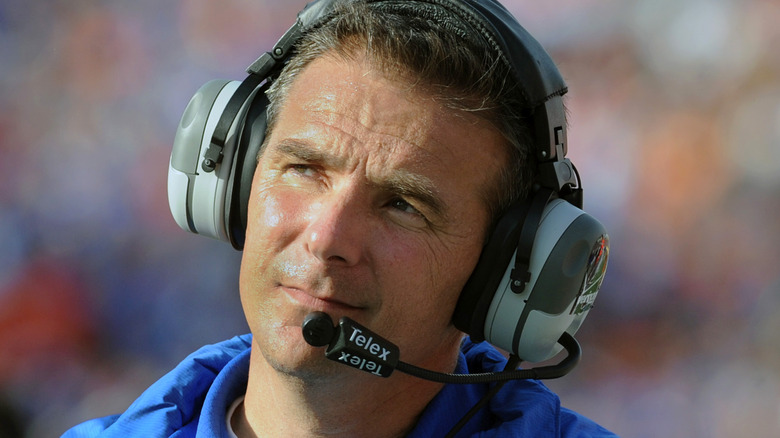 urban meyer outback bowl 2011 headphones