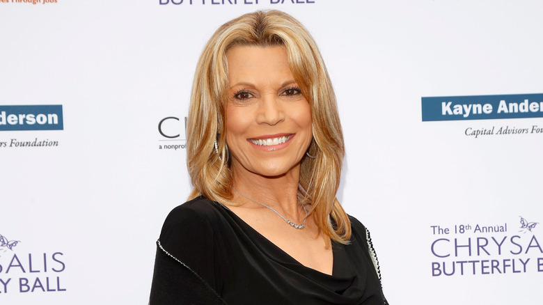 Vanna White wearing silver jewelry