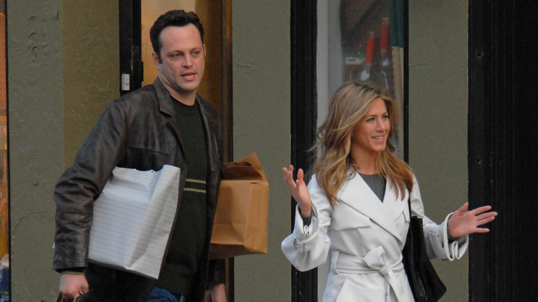 Vince Vaughn and Jennifer Aniston on the set of The Break-Up