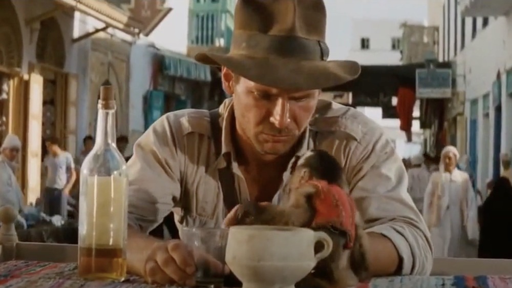 Man in white t-shirt and jeans spotted in Raiders of the Lost Ark