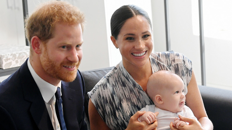  Prince Harry, Meghan Markle and son Archie Mountbatten-Windsor in South Africa 2019