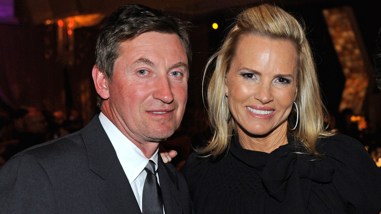 Wayne Gretzky and Janet Jones party