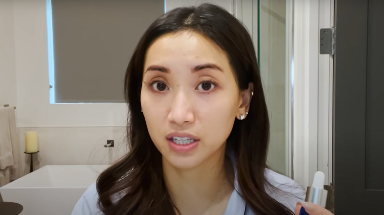 Brenda Song no makeup skincare routine