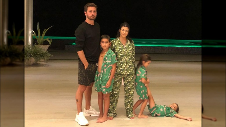 Scott Disick, Kourtney Kardashian, kids posing