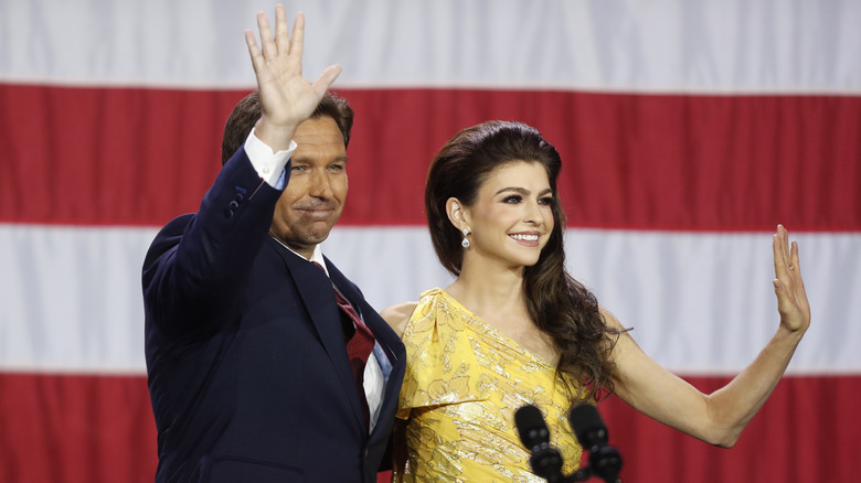 Ron, Casey DeSantis waving