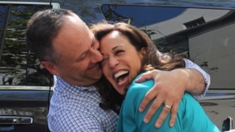 kamala harris doug emhoff hugging