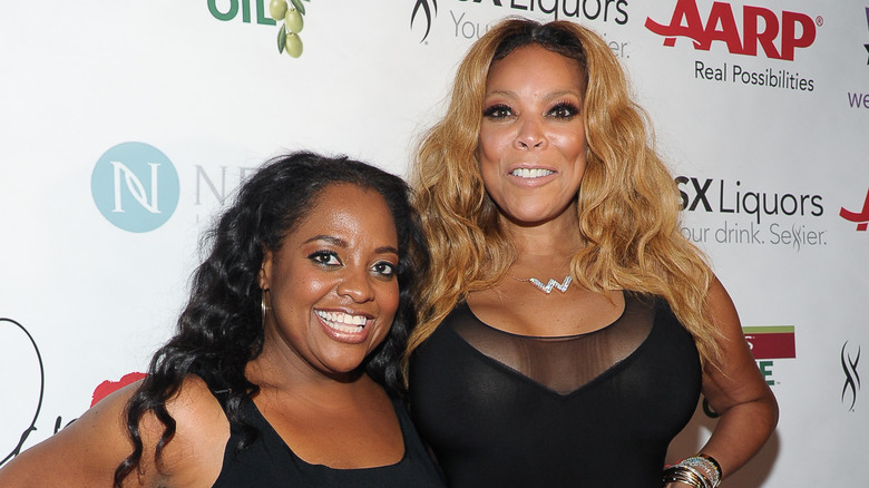 Sherri Shepherd and Wendy Williams posing together