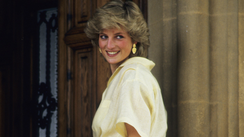 Princess Diana yellow dress