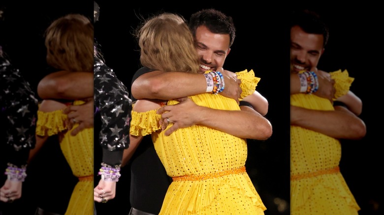 Taylor Lautner hugs Taylor Swift in 2023