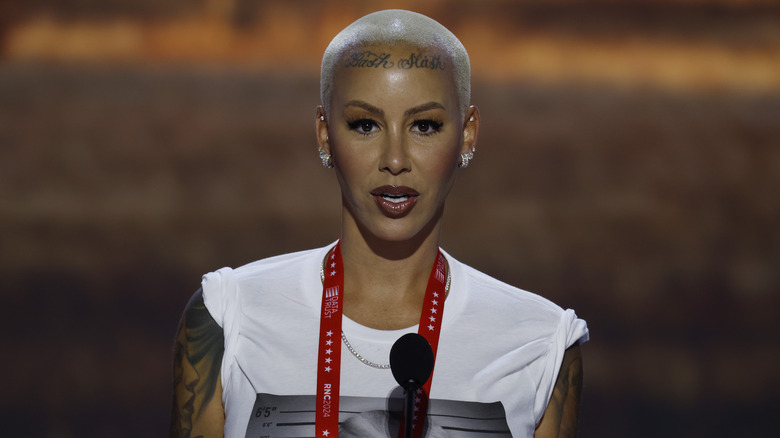 Amber Rose speaking into a mic