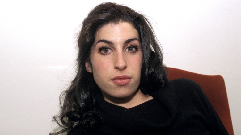 Amy Winehouse serious