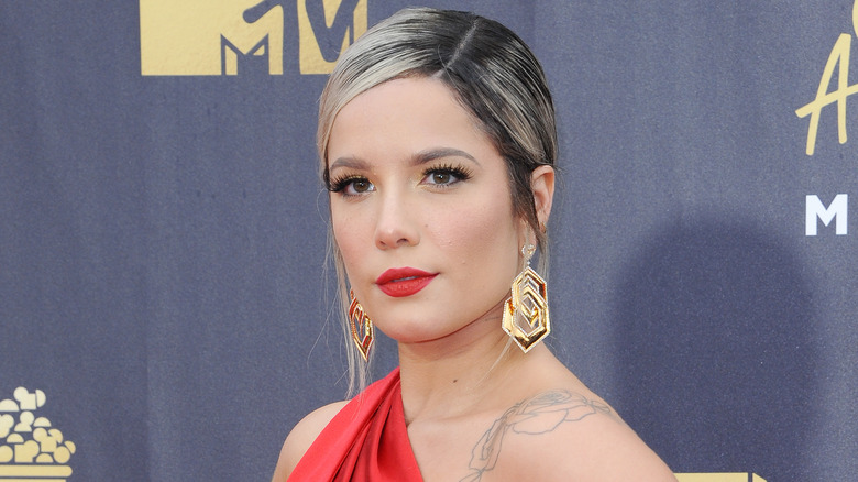 Halsey on the red carpet