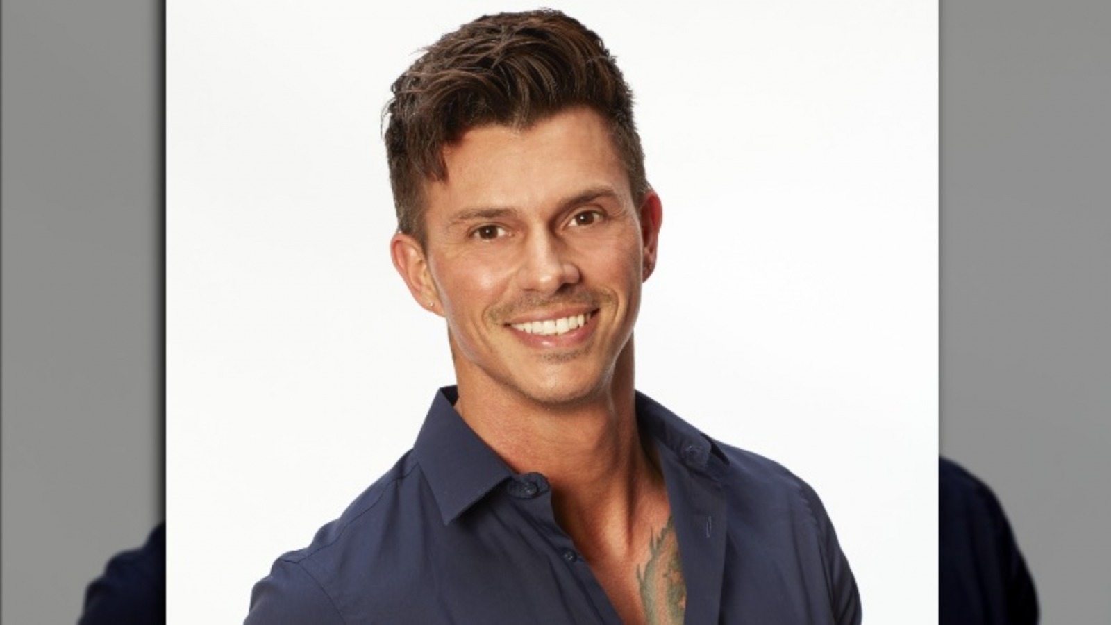 What Boy Band Does Kenny From The Bachelorette Manage?