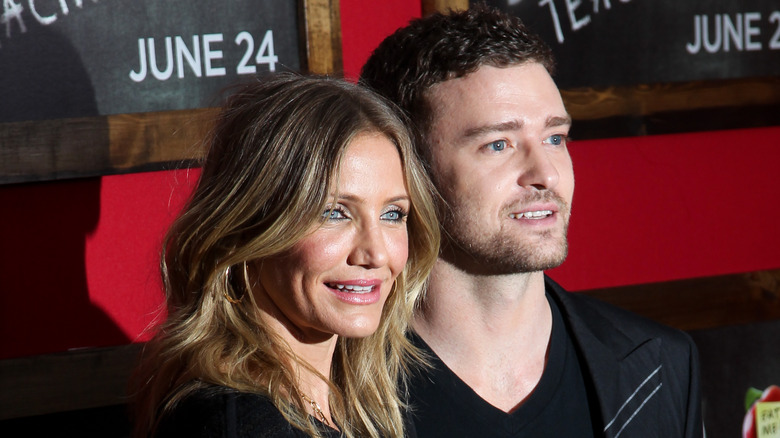 Justin Timberlake and Cameron Diaz posing together