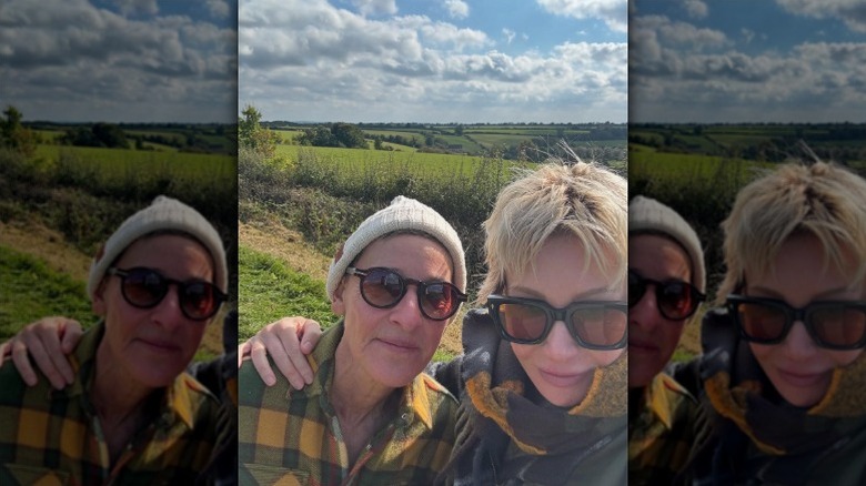 Ellen DeGeneres and Portia De Rossi take selfie in rural England