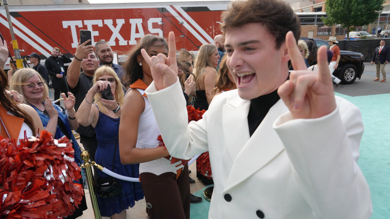 Noah Schnapp greeting fans at the CMAs