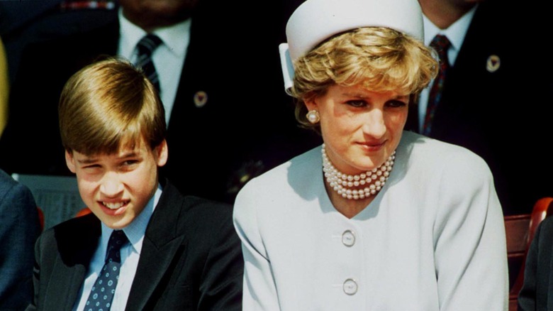 Prince William and Princess Diana posing