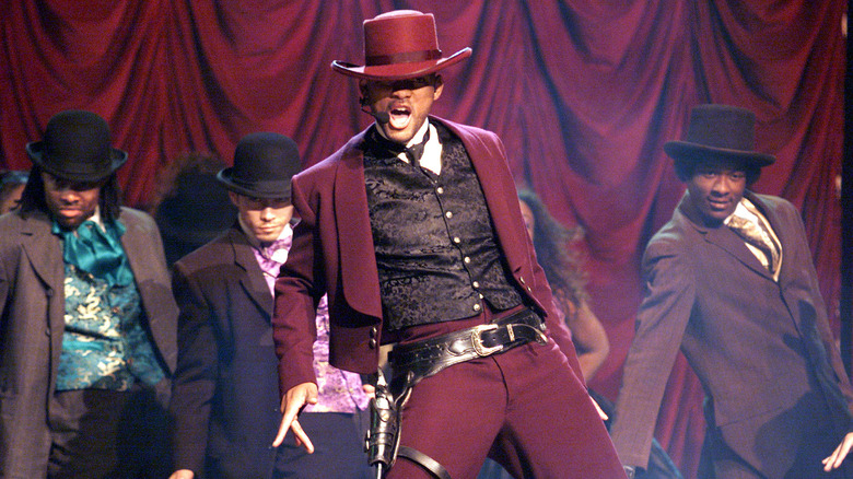 Will Smith performs 'Wild Wild West' on stage