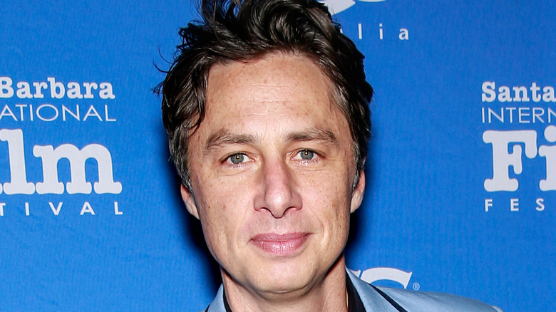 Zach Braff posing at event