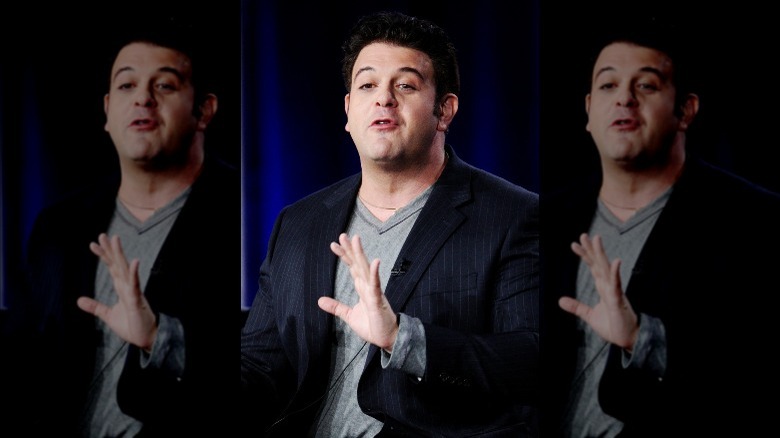 Adam Richman speaking with hands