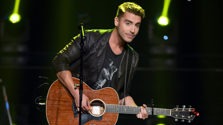 Nick Fradiani performing