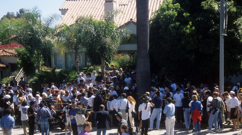 Nicole Brown Simpson condo surrounded by people