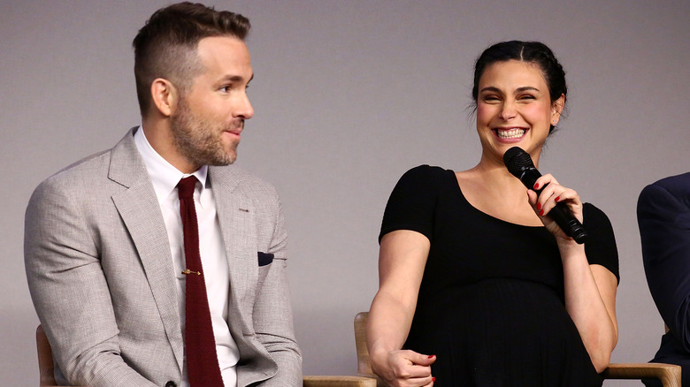 Ryan Reynolds and Morena Baccarin talking