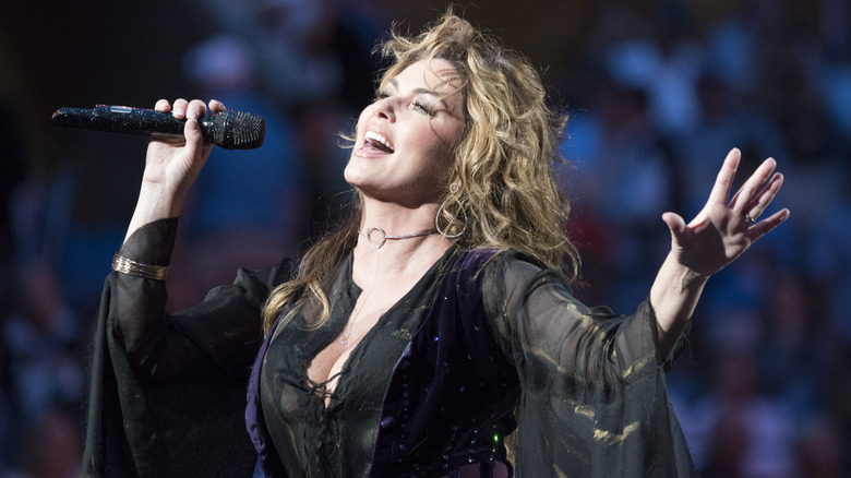 Shania Twain performing