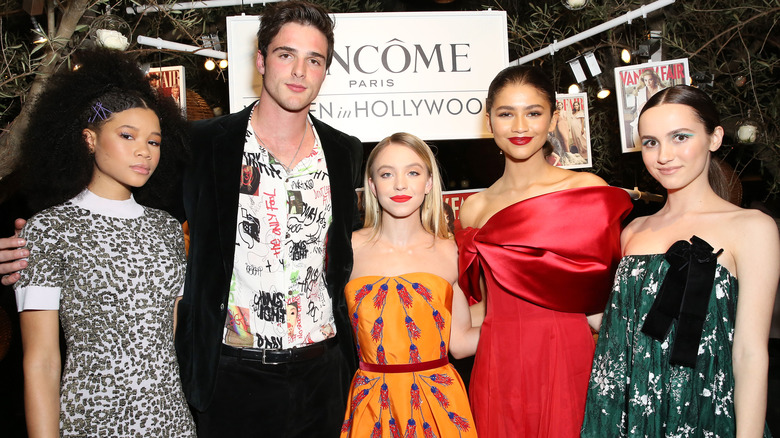 Sydney Sweeney and Jacob Elordi pose with 'Euphoria' castmates