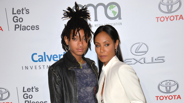 Willow Smith and Jada Pinkett Smith at 26th Annual Environment Media Awards