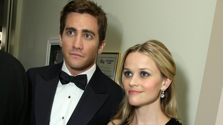 Jake Gyllenhaal and Reese Witherspoon posing