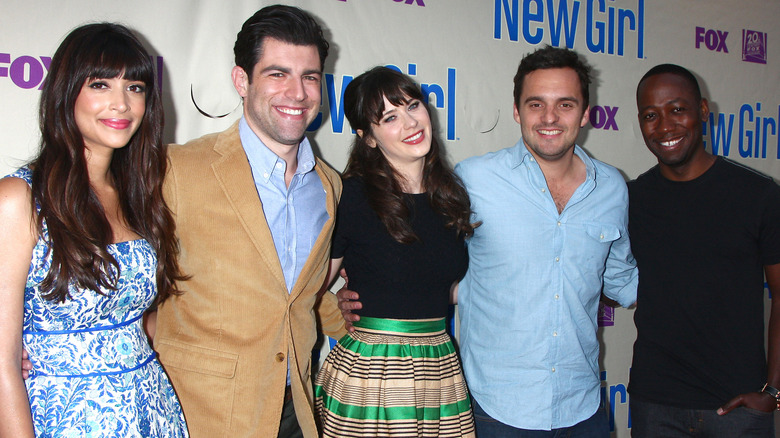 Jake Johnson with the New Girl cast