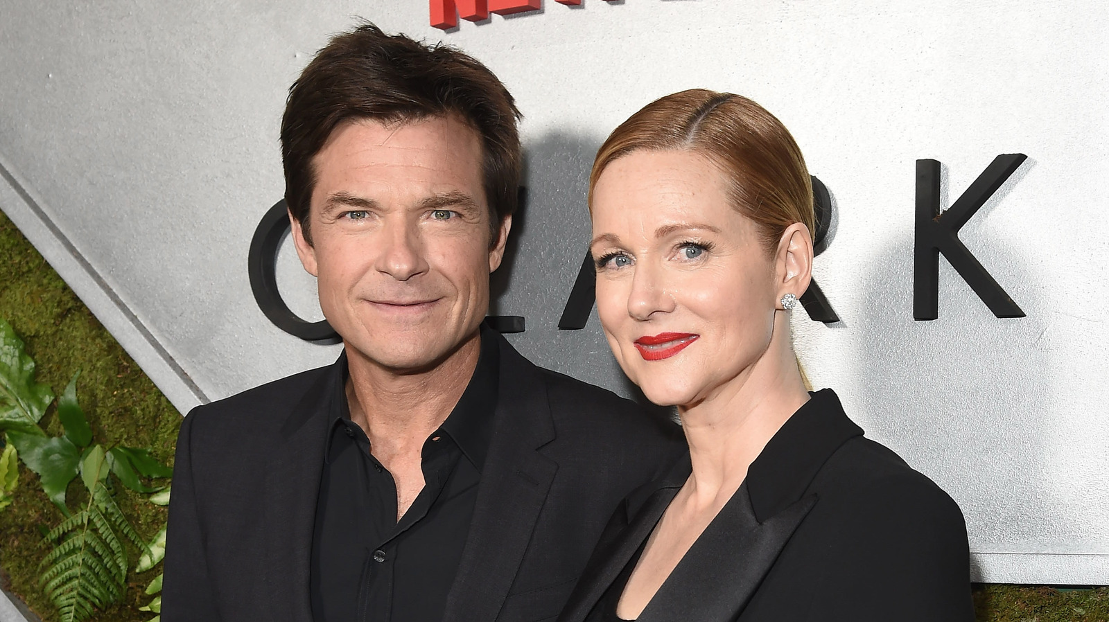 Jason Bateman, Laura Linney, & 'Ozark' Cast Attend Premiere of