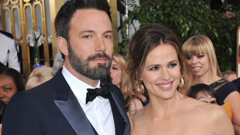 Ben Affleck and Jennifer Garner posing together