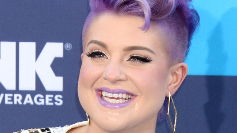 Kelly Osbourne smiling