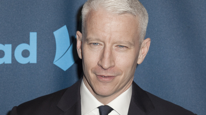 anderson cooper silver hair