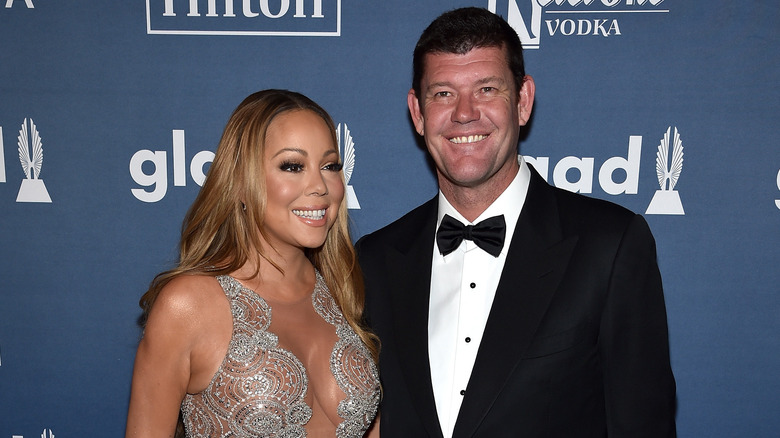 Mariah Carey stand James Packer at red carpet event 